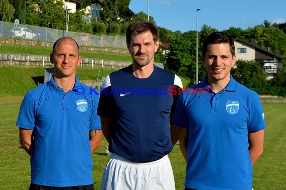 Fussball Regional Saison 2016/17 Spieler-Trainer-Funktionäre (© Fotostand / Loerz)